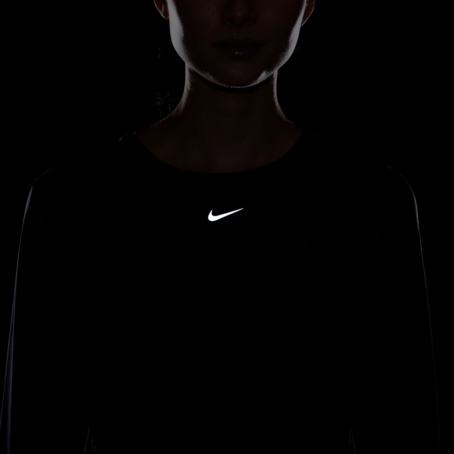 Nike - Women's One Classic Dri-FIT L/S - Sportshirt maat XS, zwart